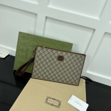 Gucci Clutch Bags